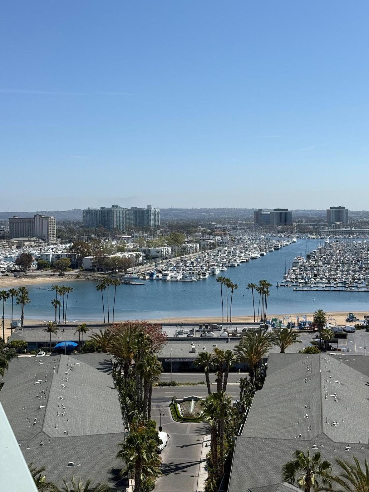 Apartment Oceanfront Bliss, & Marina Views, Roomy 1br Los Angeles